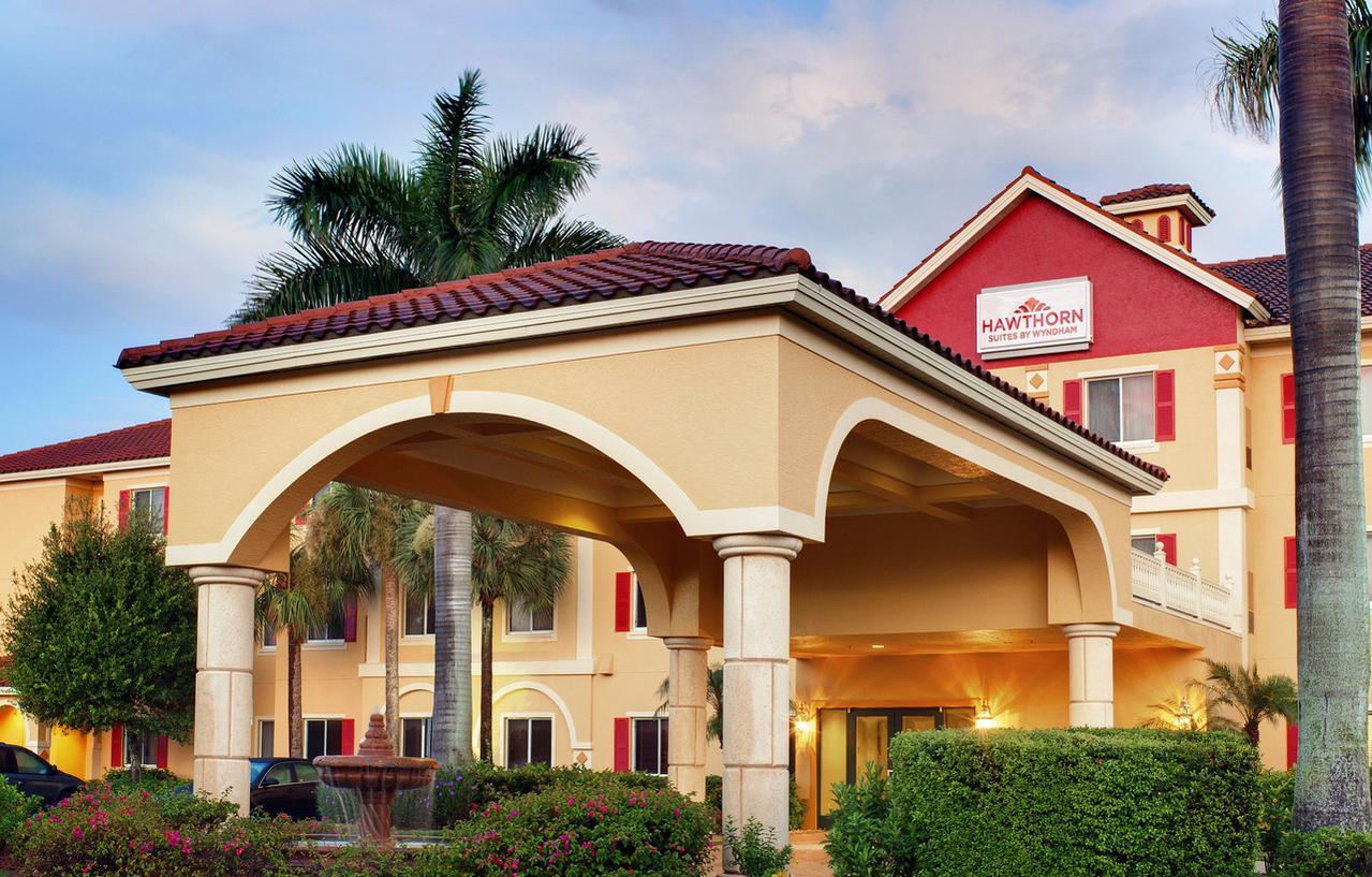 Hawthorn Extended Stay By Wyndham North Naples Exterior foto